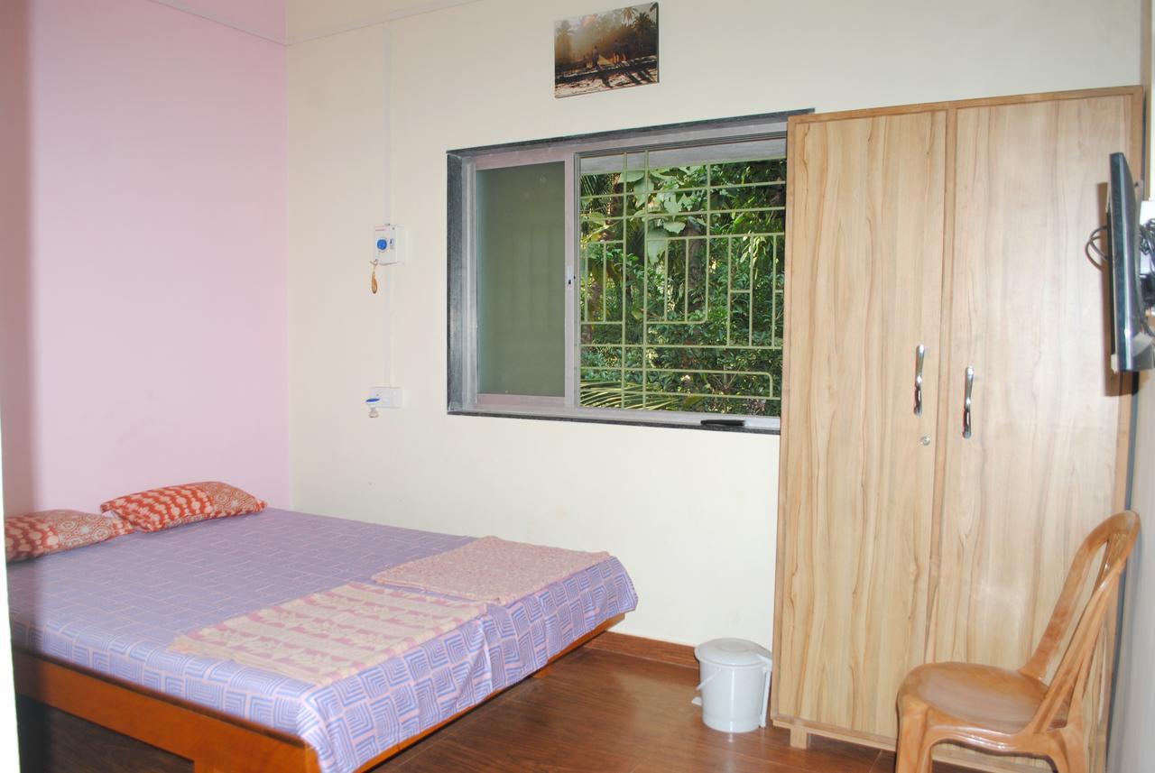 Hotel Anjali Lodge Malvan Exterior photo